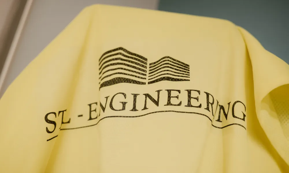 Pettorina gialla STL Engineering 13